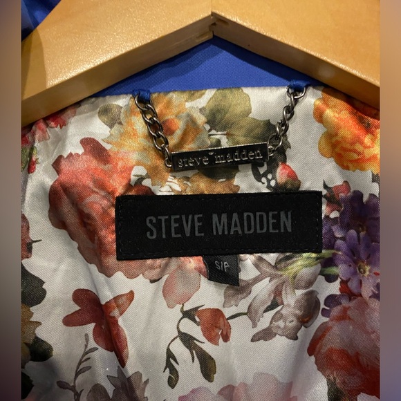 STEVE MADDEN LIKE NEW - Picture 4 of 8